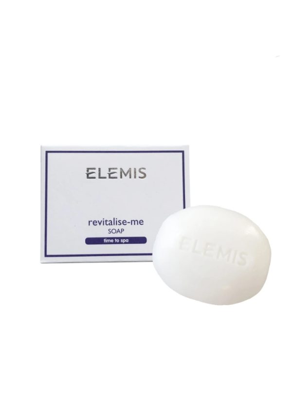 ELEMIS Revitalise Me Soap 30g helps to cleanse as well as purify your skin. While it gives you nourished skin all the time. Moreover, it provides deep hydration to your skin as well as a revitalized feeling. Thus, you can get refreshing, healthy skin and a beautiful scent.